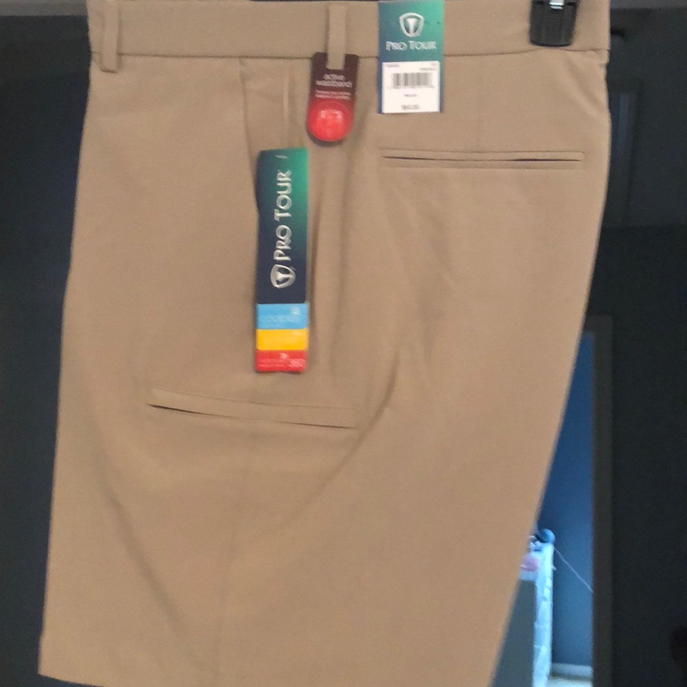 XL pro tour shorts